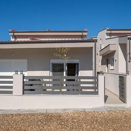 Elgio Maisonette Σπίτι διακοπών Νικήτη