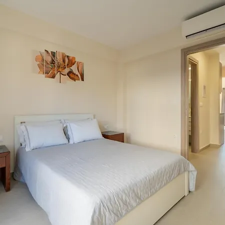 Elgio Maisonette *